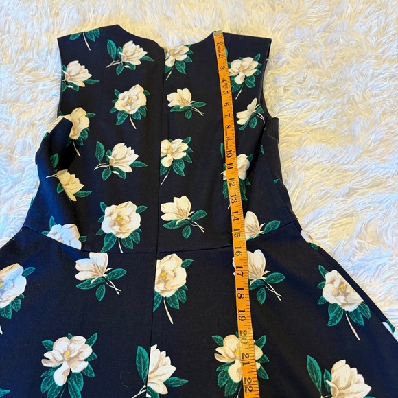Draper James Magnolia Love Dress | Size 4 - Picture 16 of 16
